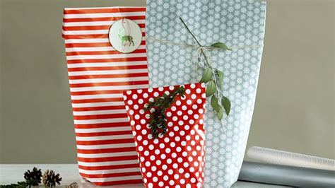 how to wrap oddly shaped gifts